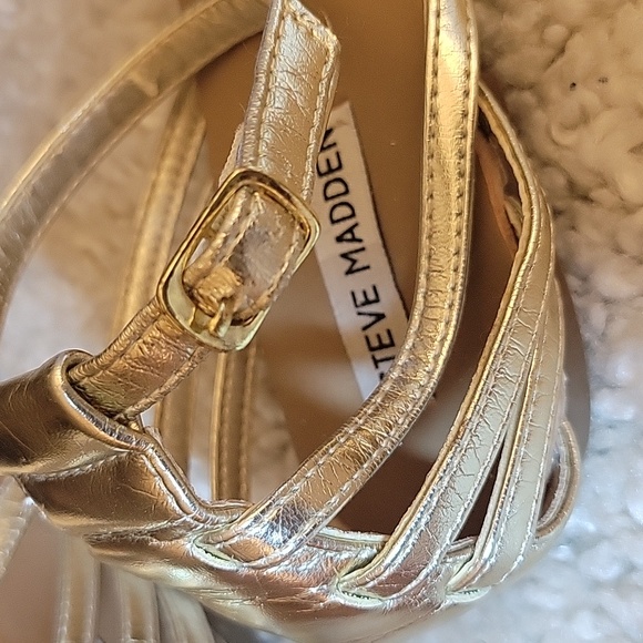 STEVE MADDEN TANE Gold Flats/sandals Size 9.5 - Picture 9 of 17